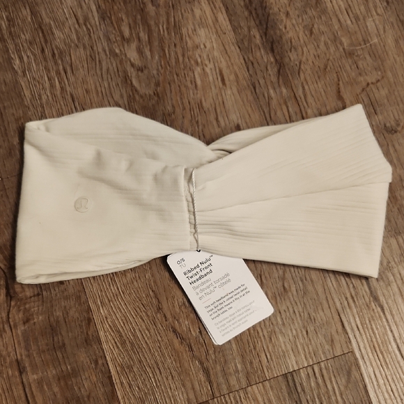 Lululemon Ribbed Twist-front Headband - Picture 2 of 2